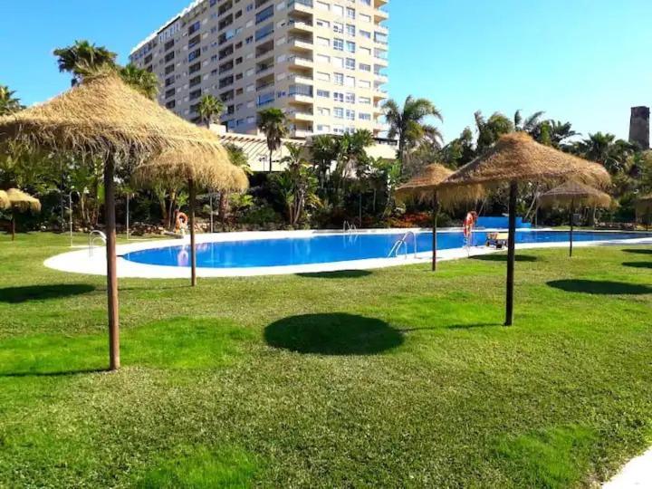 Modern Three-Level Apartment Near The Sea Benalmádena Exterior foto